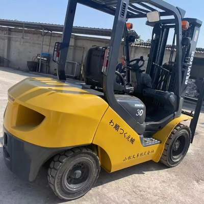 Used Komatsu 3 Ton FD30 Diesel Forklift for Machinery Repair Shops in Shanghai Japan