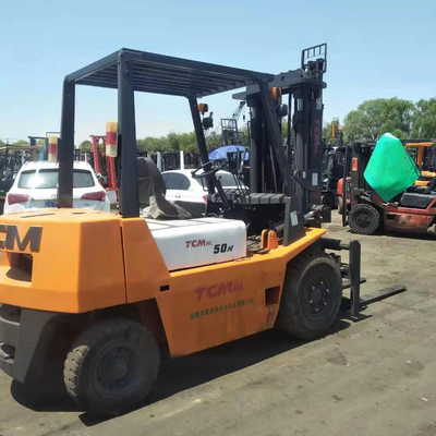 JAPAN Manufactured TCM FD50 5 Ton LPG Forklift for Manufacturing Plant Reliability