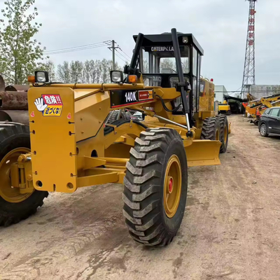 CAT140K Grader in Shanghai Second-hand CATERPILLAR 140k with Cummins Engine 17000 KG