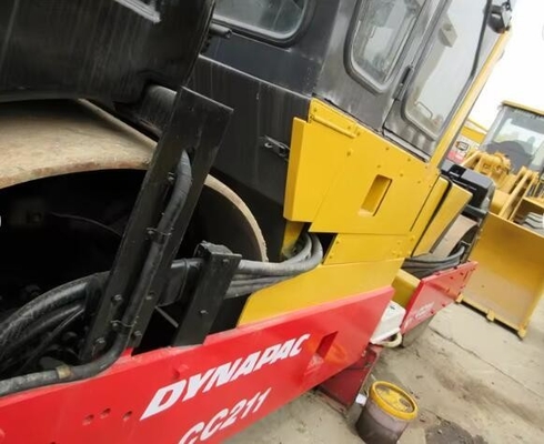 Second Hand Vibratory Compactor Dynapac CC211 Used Road Roller From Sweden
