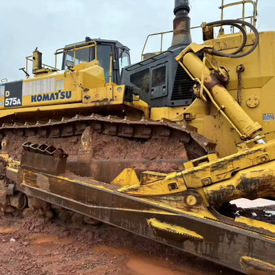 Second Hand Komatsu 575A Crawler Dozer from Japan with Original Hydraulic Cylinder