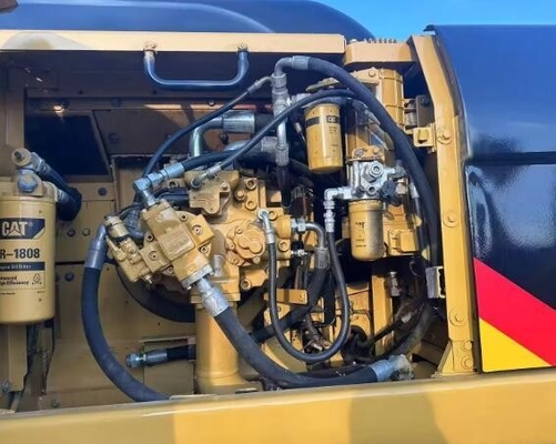 36000 KG Japanese CAT 330D Used Excavators in Good Condition and Original Design for 2021