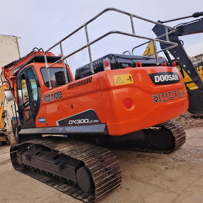 Doosan Dx225LC Dx225 Dx140 Dx150 Dx300LC Hydraulic Crawler Excavator in Good Condition