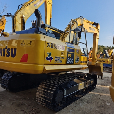 Top Seller Used Komatsu PC200-8 Excavator with SAA6D107E-1 Engine in Shanghai