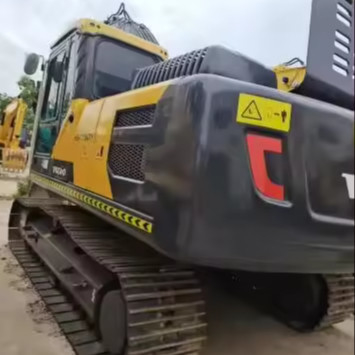 Used Volvo Excavator EC210D Good Condition in Sweden 2022 Year Kawasaki Hydraulic Pump