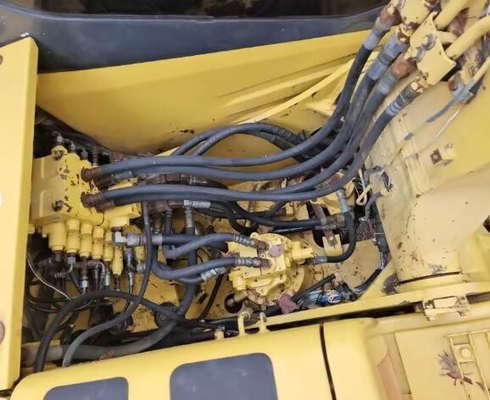Japan Mini Excavator Komatsu PC130-7 Used Track Digger with 13000 KG Operating Weight